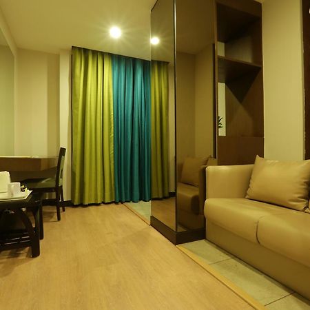 Hotel Prithvi Palace Igi Airport Delhi ニューデリー エクステリア 写真