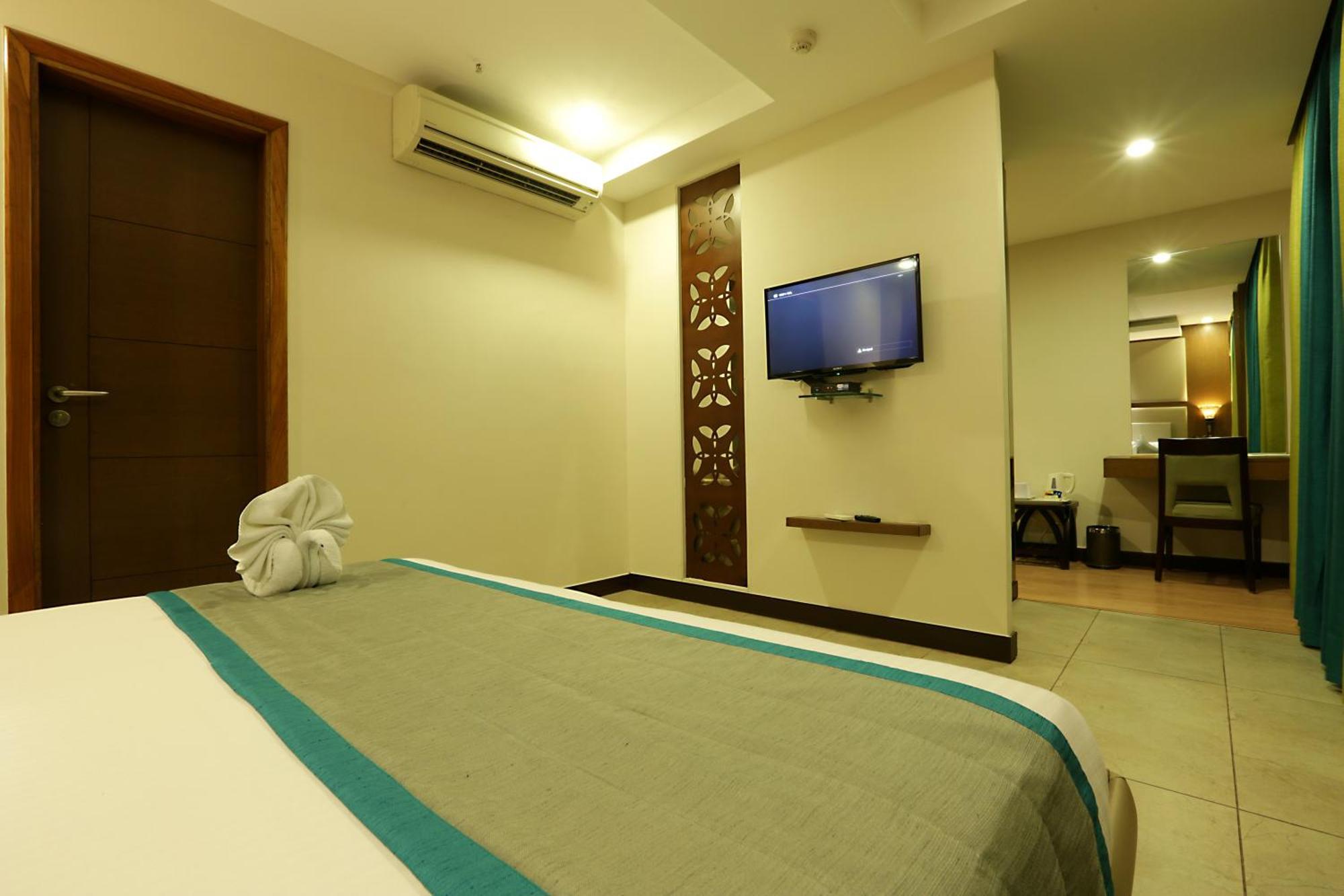 Hotel Prithvi Palace Igi Airport Delhi ニューデリー エクステリア 写真