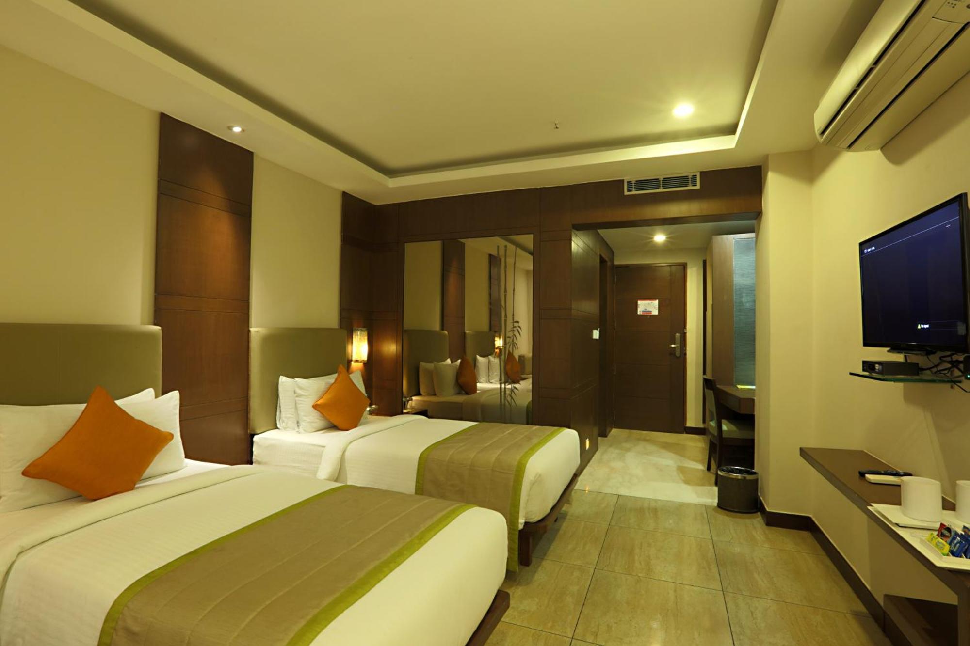 Hotel Prithvi Palace Igi Airport Delhi ニューデリー エクステリア 写真