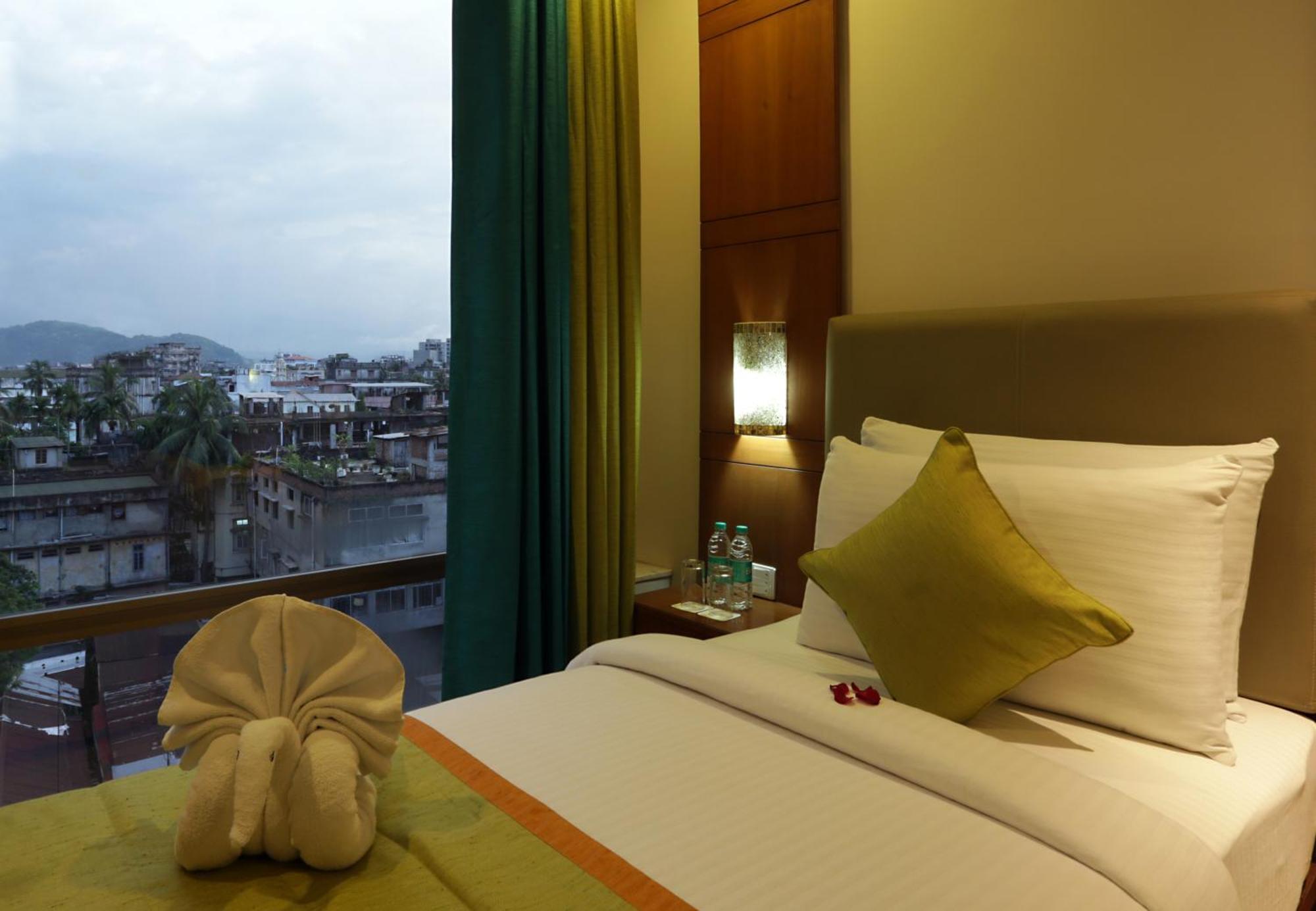 Hotel Prithvi Palace Igi Airport Delhi ニューデリー エクステリア 写真