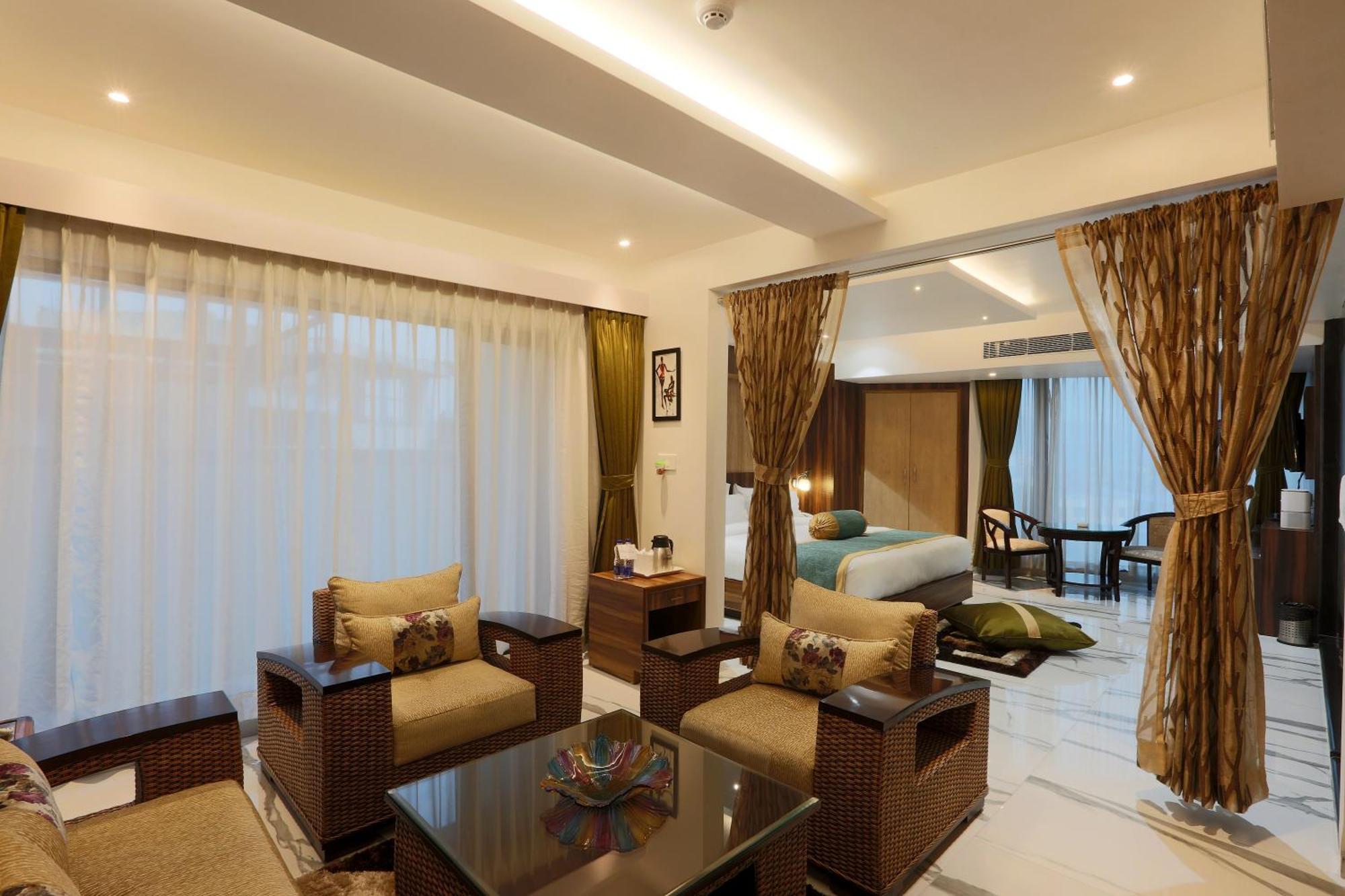 Hotel Prithvi Palace Igi Airport Delhi ニューデリー エクステリア 写真
